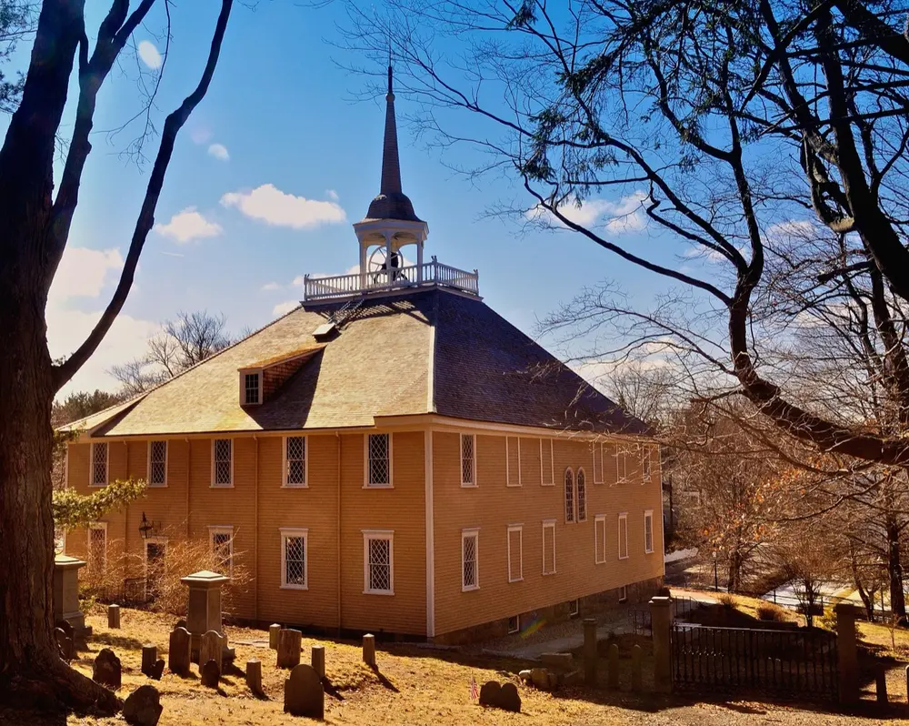 Hingham, MA